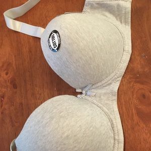 NWT Sofia Bras - t-shirt style with light padding
